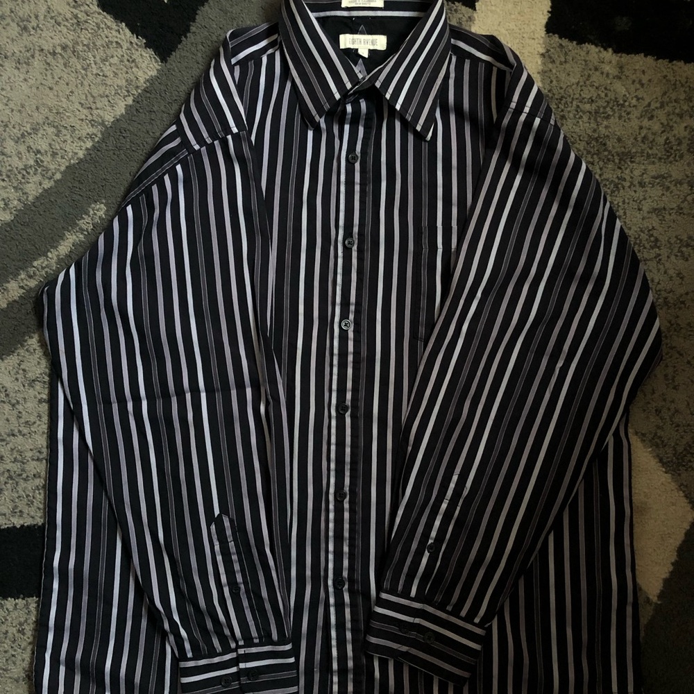 Men's Black and White Stripe Long Sleeve Button Shirt